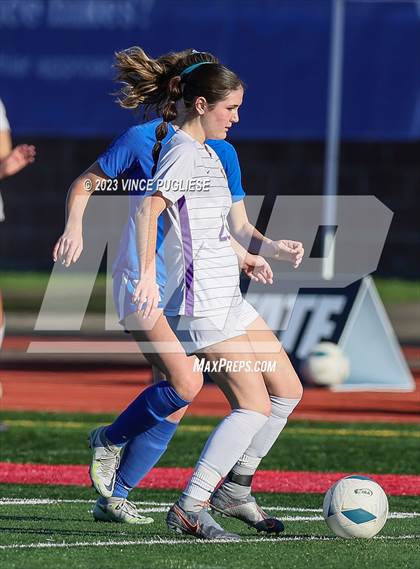 Thumbnail 1 in Ridgefield vs. Columbia River (WIAA 2A Playoffs) photogallery.