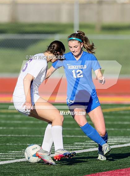 Thumbnail 1 in Ridgefield vs. Columbia River (WIAA 2A Playoffs) photogallery.