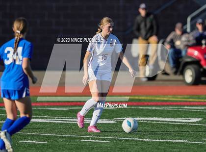 Thumbnail 3 in Ridgefield vs. Columbia River (WIAA 2A Playoffs) photogallery.