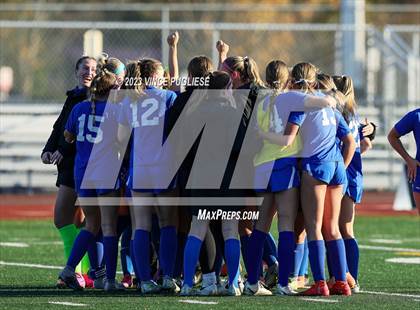Thumbnail 3 in Ridgefield vs. Columbia River (WIAA 2A Playoffs) photogallery.