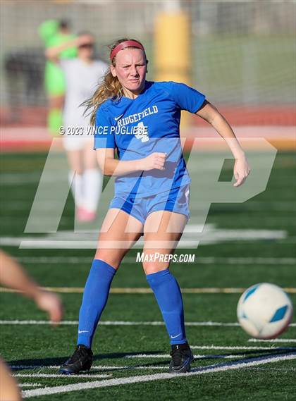Thumbnail 1 in Ridgefield vs. Columbia River (WIAA 2A Playoffs) photogallery.