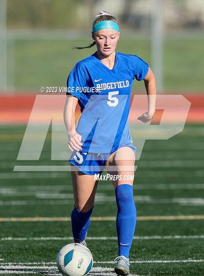 Thumbnail 1 in Ridgefield vs. Columbia River (WIAA 2A Playoffs) photogallery.