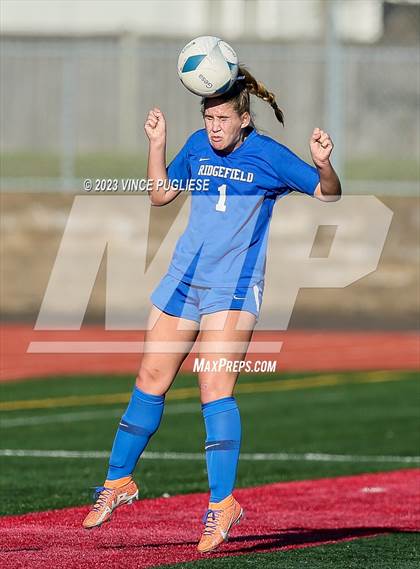 Thumbnail 1 in Ridgefield vs. Columbia River (WIAA 2A Playoffs) photogallery.