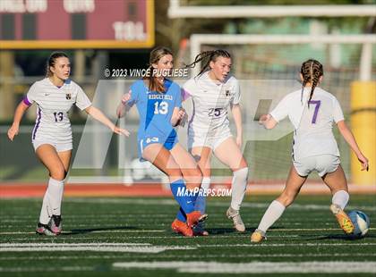 Thumbnail 3 in Ridgefield vs. Columbia River (WIAA 2A Playoffs) photogallery.