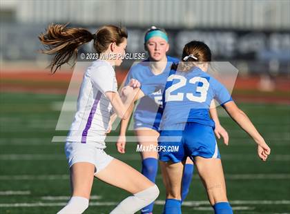 Thumbnail 1 in Ridgefield vs. Columbia River (WIAA 2A Playoffs) photogallery.