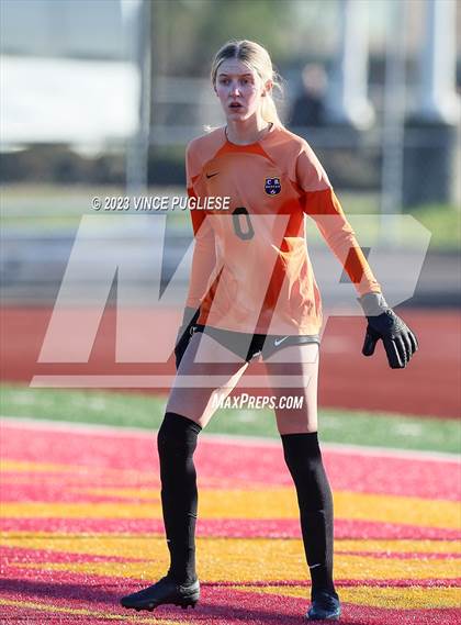 Thumbnail 2 in Ridgefield vs. Columbia River (WIAA 2A Playoffs) photogallery.