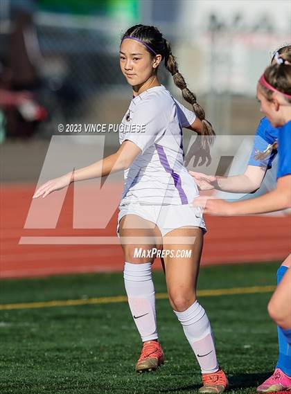 Thumbnail 2 in Ridgefield vs. Columbia River (WIAA 2A Playoffs) photogallery.