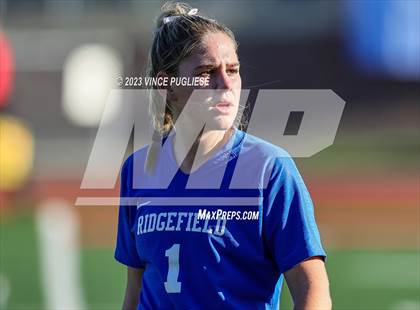 Thumbnail 2 in Ridgefield vs. Columbia River (WIAA 2A Playoffs) photogallery.