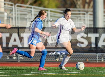 Thumbnail 1 in Ridgefield vs. Columbia River (WIAA 2A Playoffs) photogallery.
