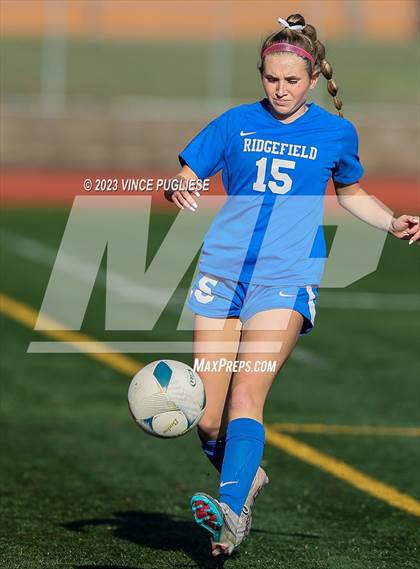 Thumbnail 2 in Ridgefield vs. Columbia River (WIAA 2A Playoffs) photogallery.