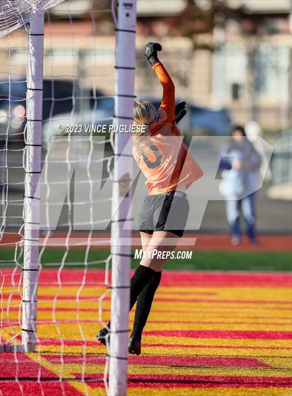 Thumbnail 1 in Ridgefield vs. Columbia River (WIAA 2A Playoffs) photogallery.
