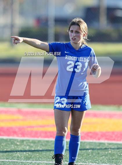 Thumbnail 1 in Ridgefield vs. Columbia River (WIAA 2A Playoffs) photogallery.