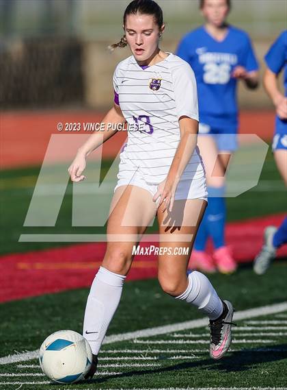 Thumbnail 2 in Ridgefield vs. Columbia River (WIAA 2A Playoffs) photogallery.