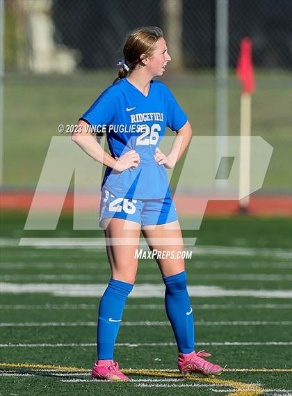 Thumbnail 1 in Ridgefield vs. Columbia River (WIAA 2A Playoffs) photogallery.