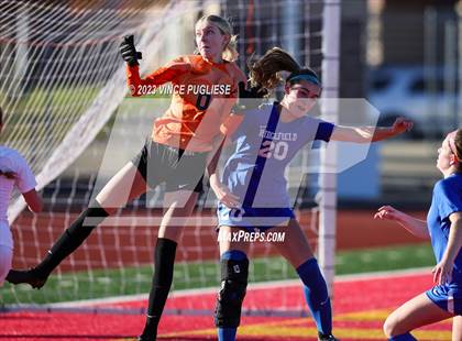Thumbnail 1 in Ridgefield vs. Columbia River (WIAA 2A Playoffs) photogallery.