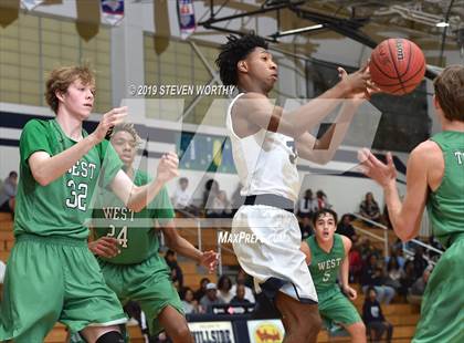 Thumbnail 2 in Hillside vs. West Brunswick (NCHSAA 3A First Round) photogallery.