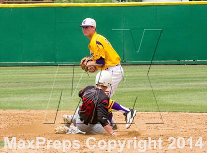 Thumbnail 2 in Midland vs Tascosa (UIL 5A Regional Quarterfinal Playoff) photogallery.
