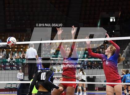 Thumbnail 3 in Grandview vs. Cherry Creek (CHSAA 5A 3RD Round) photogallery.