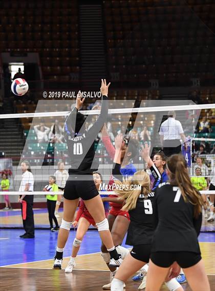 Thumbnail 2 in Grandview vs. Cherry Creek (CHSAA 5A 3RD Round) photogallery.