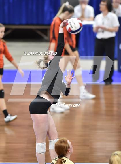 Thumbnail 1 in Grandview vs. Cherry Creek (CHSAA 5A 3RD Round) photogallery.
