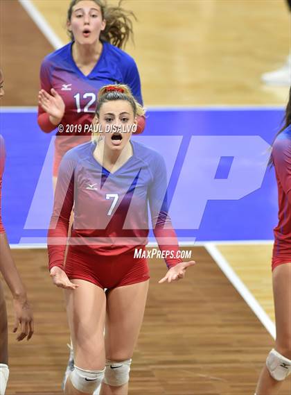 Thumbnail 1 in Grandview vs. Cherry Creek (CHSAA 5A 3RD Round) photogallery.