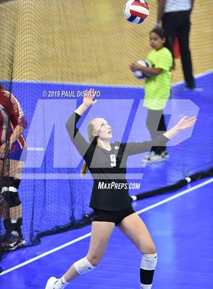 Thumbnail 1 in Grandview vs. Cherry Creek (CHSAA 5A 3RD Round) photogallery.