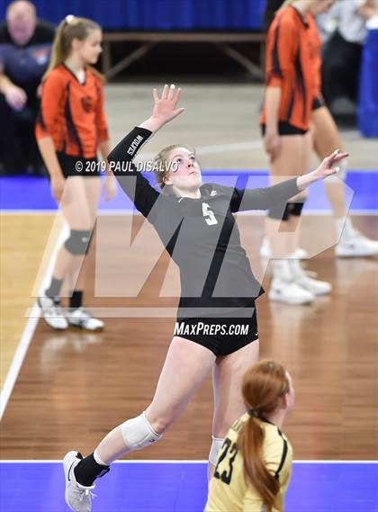 Thumbnail 2 in Grandview vs. Cherry Creek (CHSAA 5A 3RD Round) photogallery.