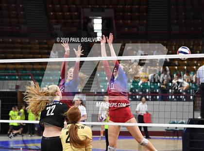 Thumbnail 1 in Grandview vs. Cherry Creek (CHSAA 5A 3RD Round) photogallery.