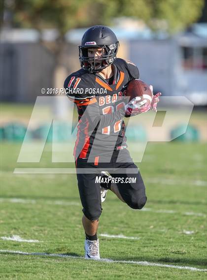 Thumbnail 1 in JV: Dinuba @ Selma photogallery.