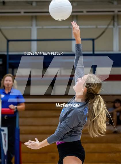 Thumbnail 1 in Triton @ Terry Sanford photogallery.