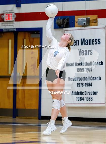 Thumbnail 1 in Triton @ Terry Sanford photogallery.