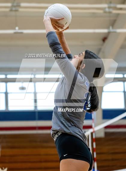 Thumbnail 1 in Triton @ Terry Sanford photogallery.
