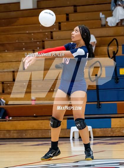 Thumbnail 1 in Triton @ Terry Sanford photogallery.
