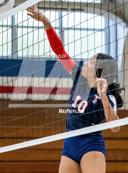 Thumbnail 2 in Triton @ Terry Sanford photogallery.