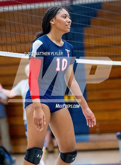 Thumbnail 1 in Triton @ Terry Sanford photogallery.