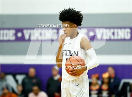 Thumbnail 1 in Evanston vs Loyola Academy (IHSA 4A Sectional Final) photogallery.