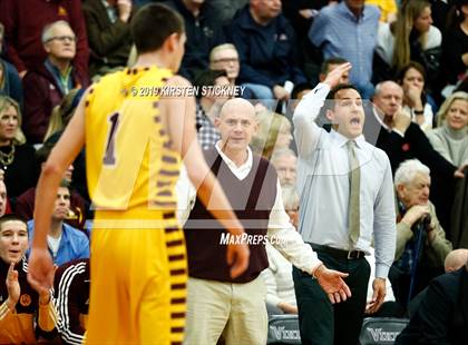 Thumbnail 2 in Evanston vs Loyola Academy (IHSA 4A Sectional Final) photogallery.