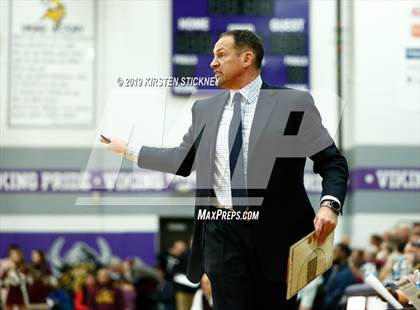 Thumbnail 1 in Evanston vs Loyola Academy (IHSA 4A Sectional Final) photogallery.