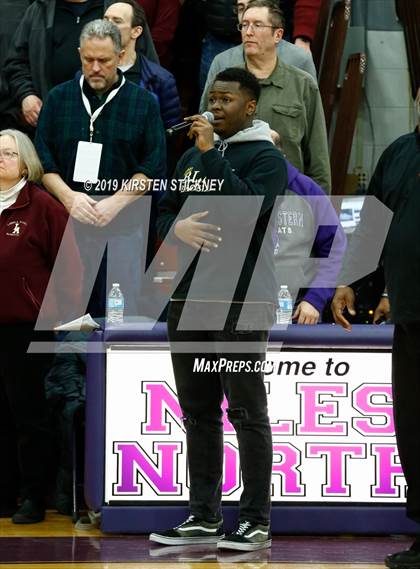 Thumbnail 1 in Evanston vs Loyola Academy (IHSA 4A Sectional Final) photogallery.