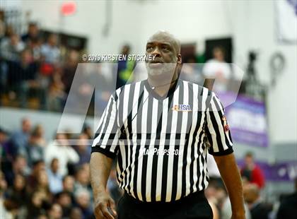 Thumbnail 1 in Evanston vs Loyola Academy (IHSA 4A Sectional Final) photogallery.