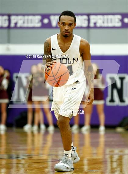 Thumbnail 1 in Evanston vs Loyola Academy (IHSA 4A Sectional Final) photogallery.