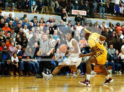 Thumbnail 3 in Evanston vs Loyola Academy (IHSA 4A Sectional Final) photogallery.