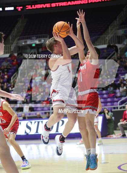 Thumbnail 1 in Manti vs. Grantsville (UHSAA 3A Semifinal) photogallery.
