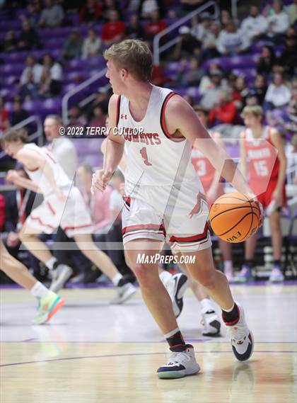 Thumbnail 2 in Manti vs. Grantsville (UHSAA 3A Semifinal) photogallery.