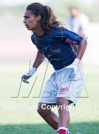 Thumbnail 2 in Great Oak vs. Coronado (SDSU Passing Tournament) photogallery.