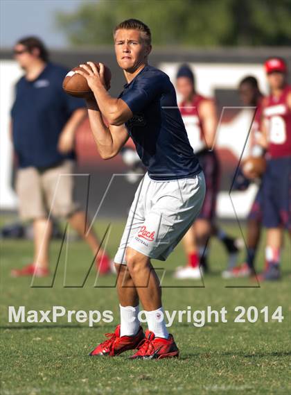Thumbnail 3 in Great Oak vs. Coronado (SDSU Passing Tournament) photogallery.
