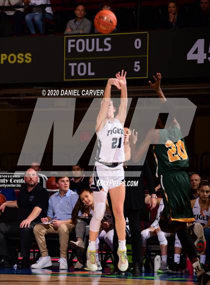 Thumbnail 3 in Putnam Valley vs. Hastings (Section 1 Class B Semifinal) photogallery.