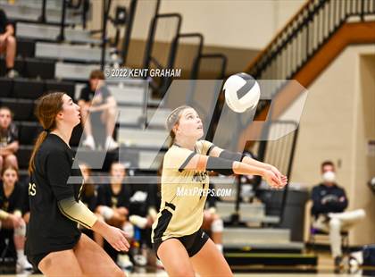 Thumbnail 2 in Lawrence North @ Noblesville photogallery.