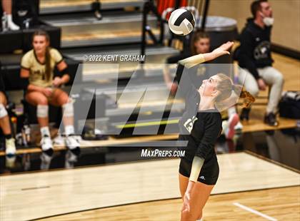 Thumbnail 2 in Lawrence North @ Noblesville photogallery.