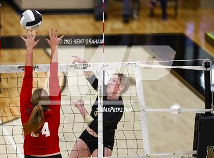 Thumbnail 1 in Lawrence North @ Noblesville photogallery.